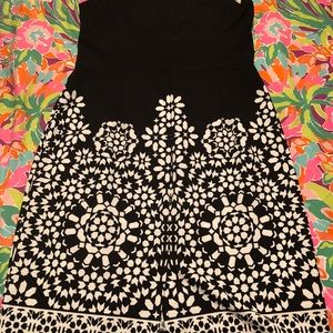 Super cute and flattering dress